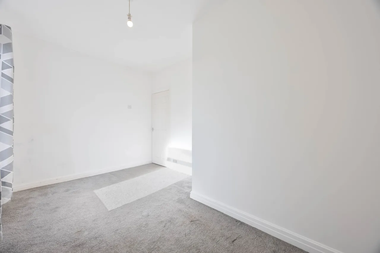 Platt Lane, Standish, photo 16