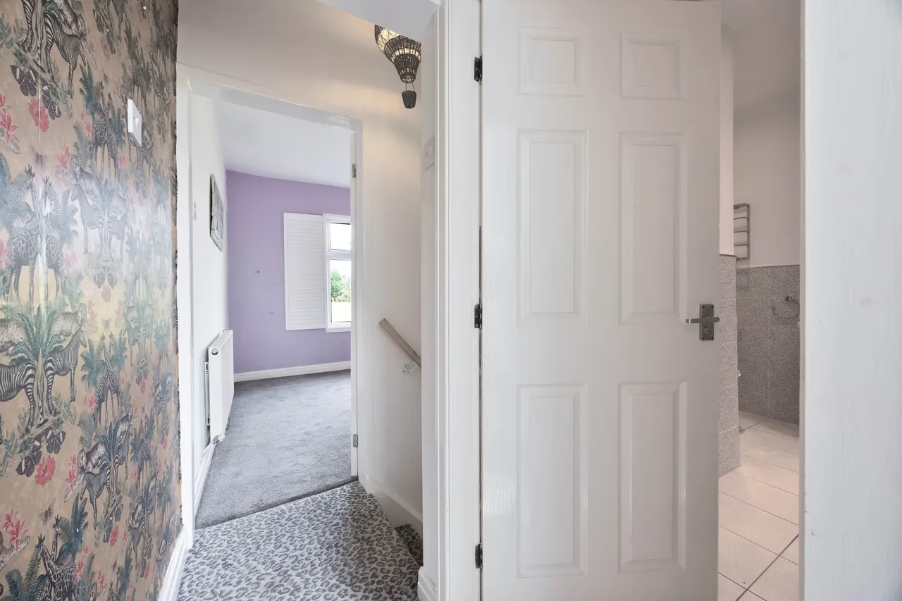 Platt Lane, Standish, photo 12