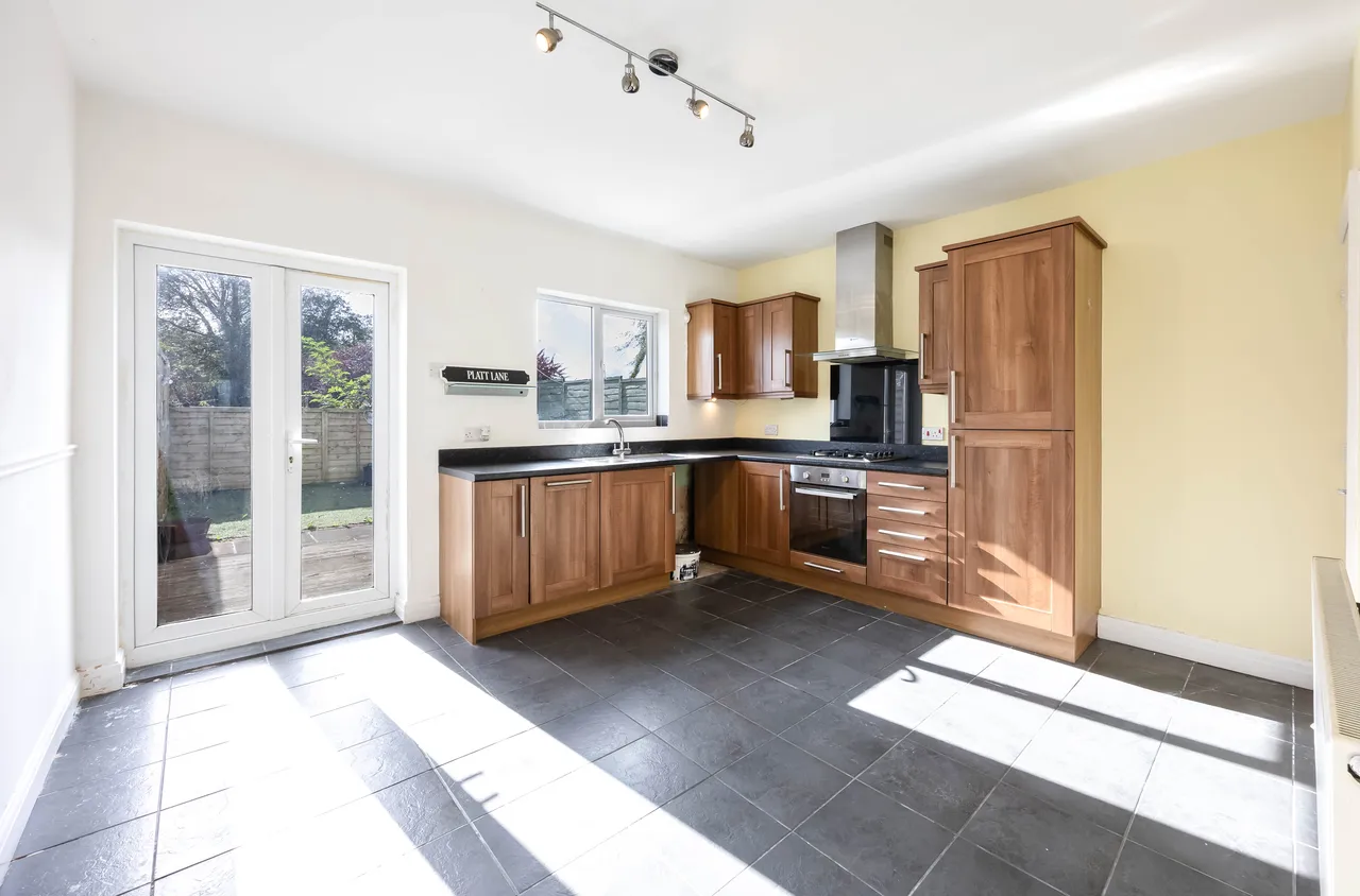 Platt Lane, Standish, photo 8