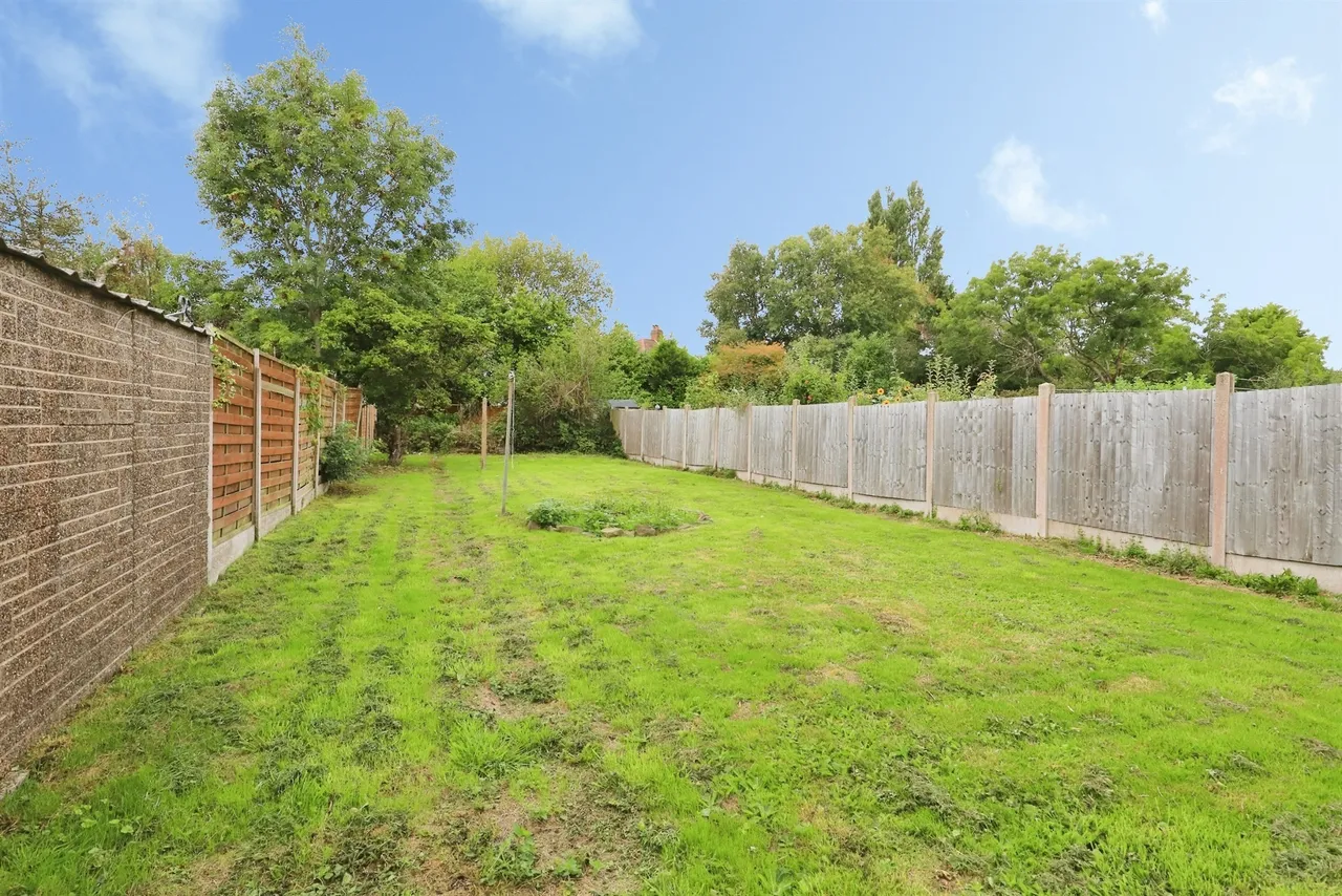 Wychbury Road, Finchfield, WV3, photo 15