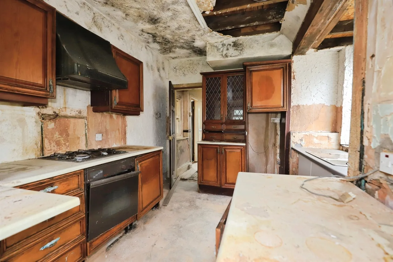 Wychbury Road, Finchfield, WV3, photo 6