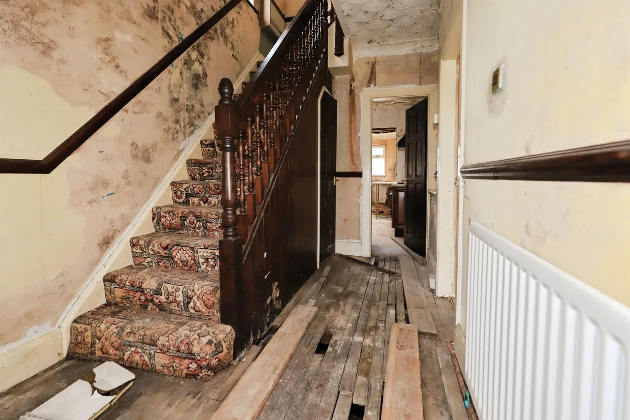 Wychbury Road, Finchfield, WV3, photo 3