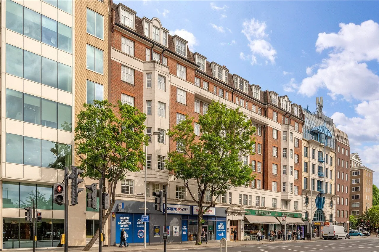 Kenton Court, Kensington High Street, London, W14, photo 4