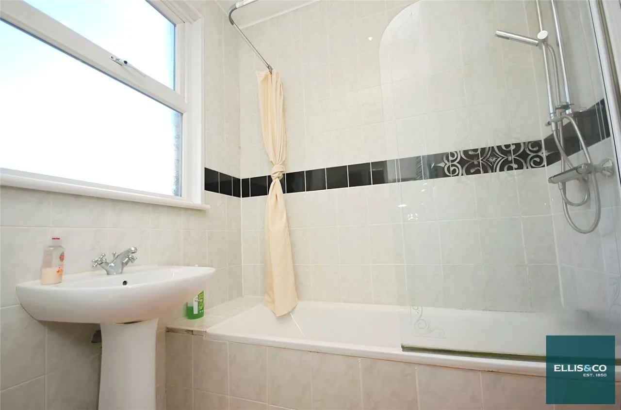 Rosemont Avenue, North Finchley, N12, photo 6