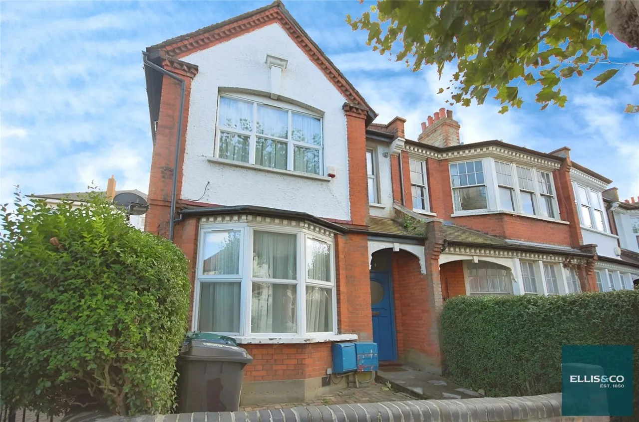 2 bed flat to rent, Rosemont Avenue, North Finchley, N12