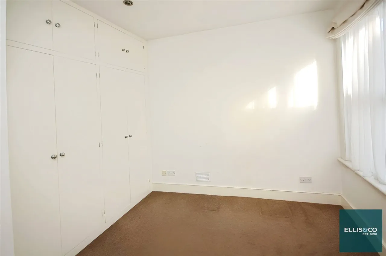 Rosemont Avenue, North Finchley, N12, photo 5