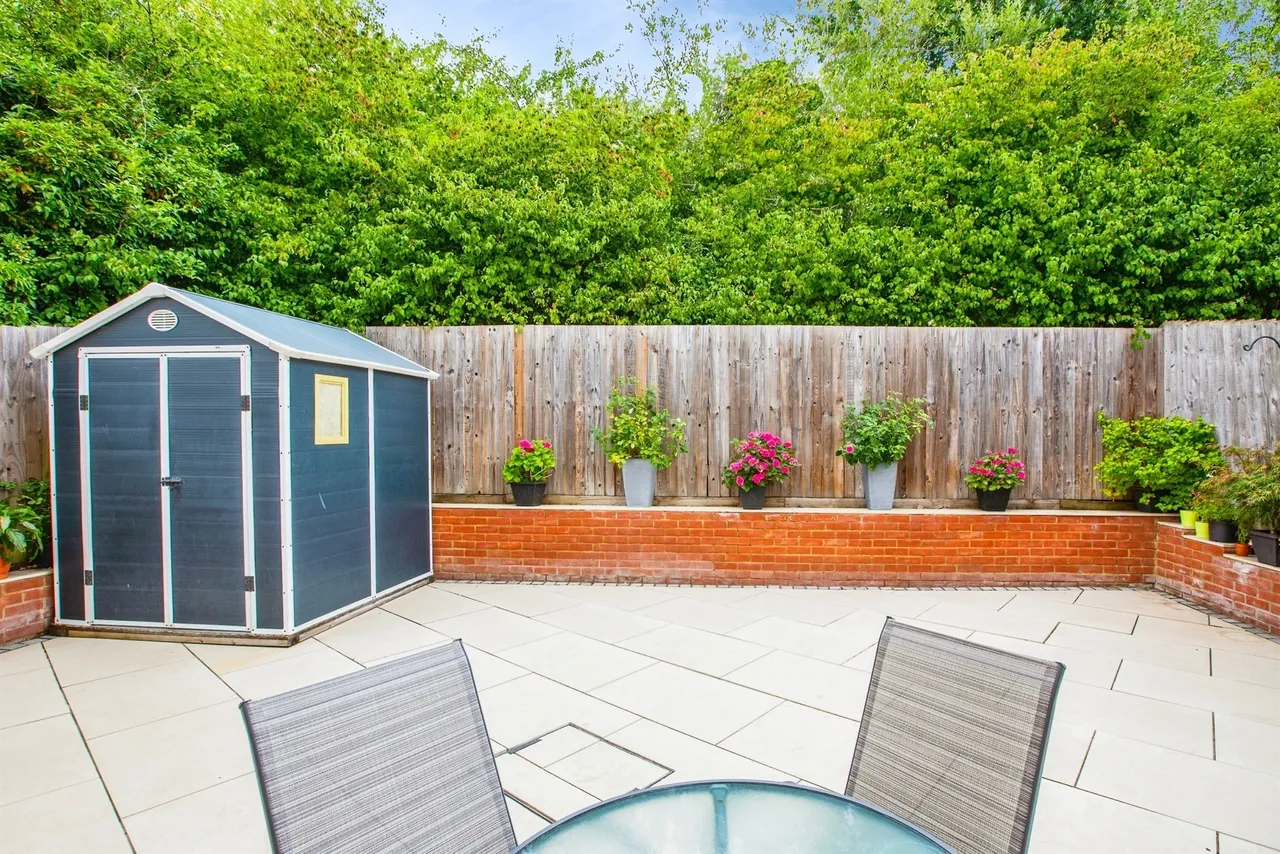 Woolthwaite Lane, Lower Cambourne, Cambridge, photo 12