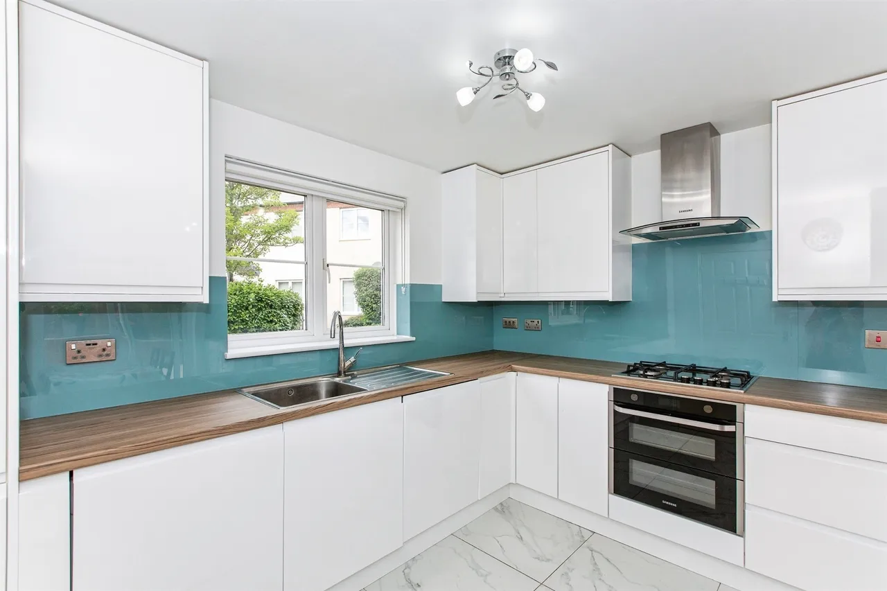 Woolthwaite Lane, Lower Cambourne, Cambridge, photo 5