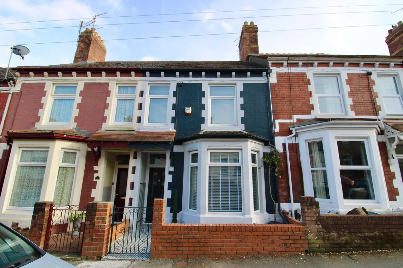 3 bed house for sale, Andrew Road, Penarth, CF64