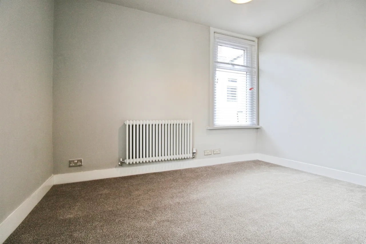 Andrew Road, Penarth, CF64, photo 11