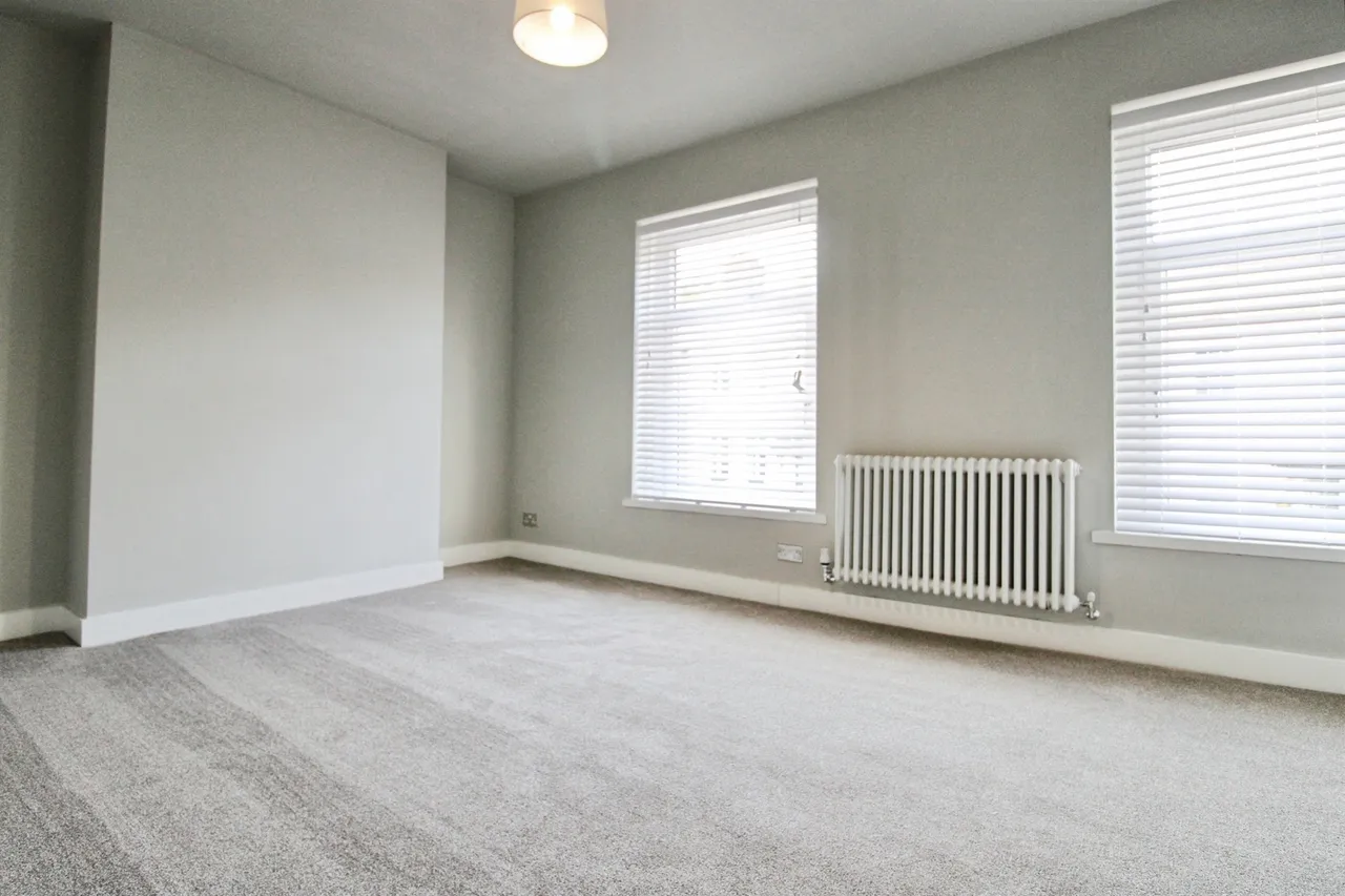 Andrew Road, Penarth, CF64, photo 6