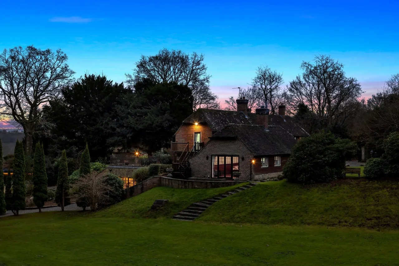 Burrells Lane, Maresfield, TN22, photo 28