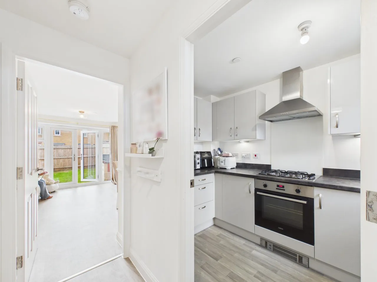 Heol Sirhowy, Caldicot, NP26, photo 5