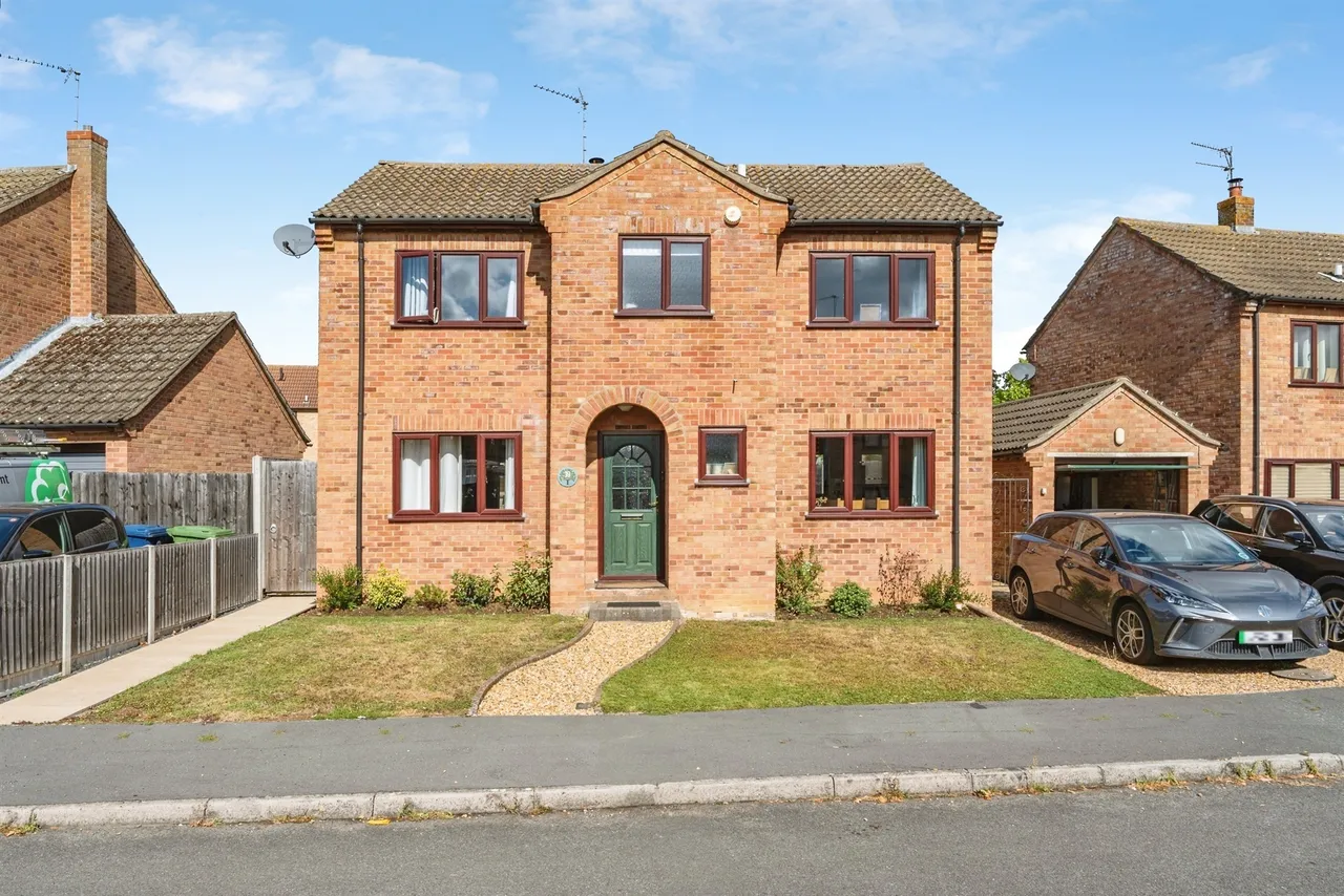 4 bed house for sale — Grove Way, Ramsey, Huntingdon