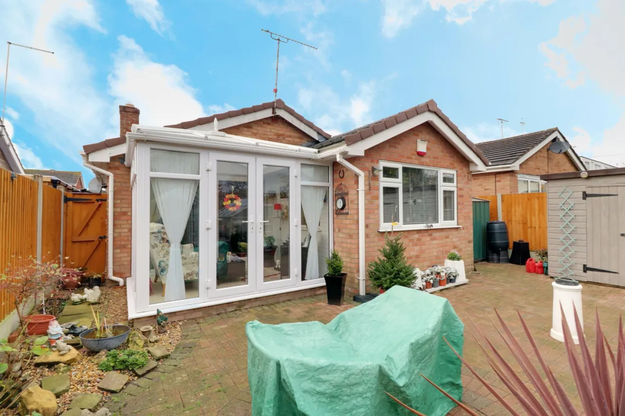 Sharnbrook Drive, Crewe, photo 20