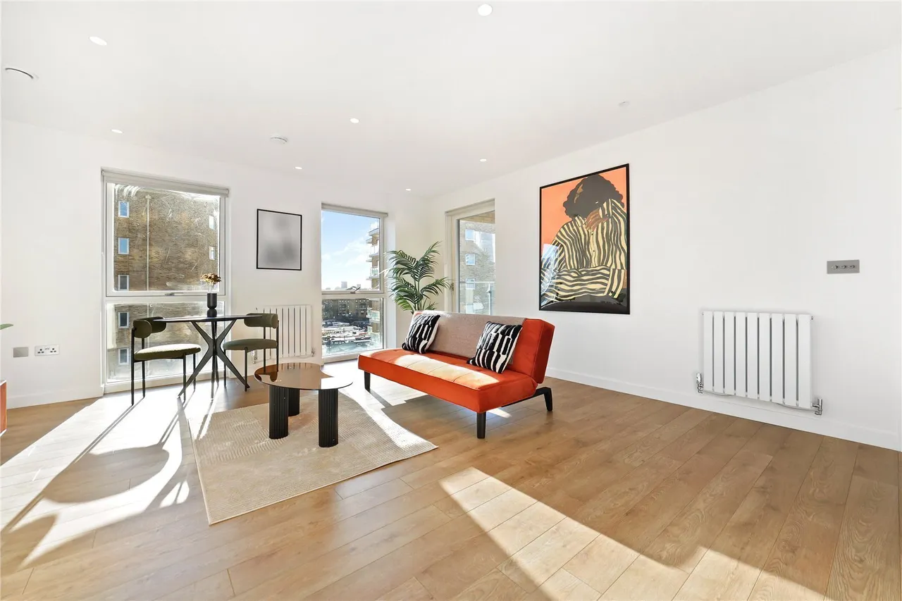 2 bed flat for sale, Vitruvian Court, Limehouse Basin, E14