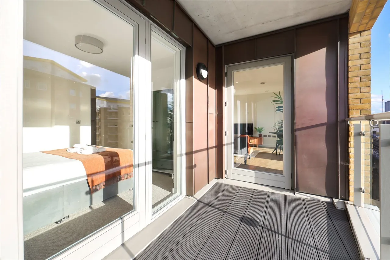 Vitruvian Court, Limehouse Basin, E14, photo 23