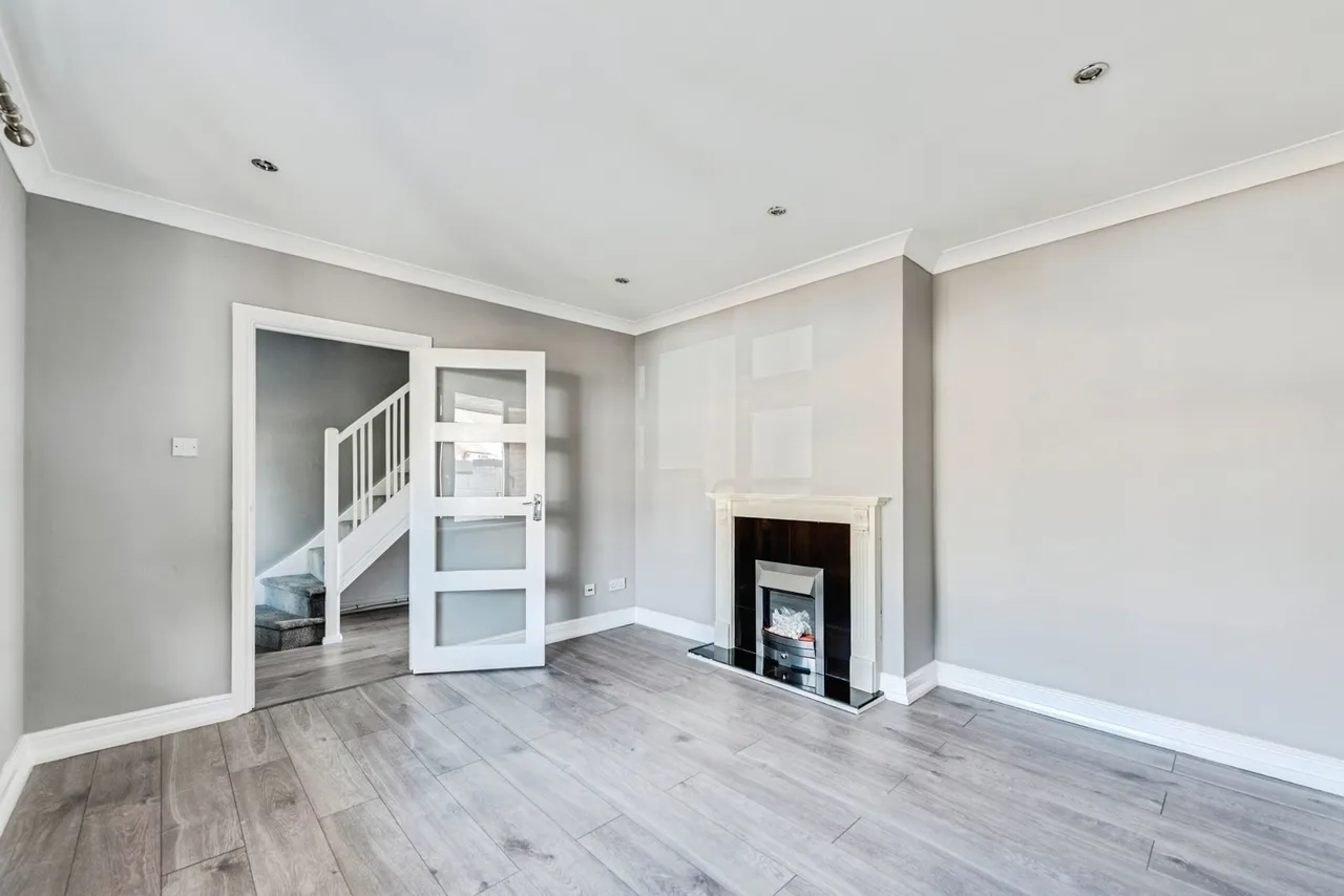 Marston Avenue, Swindon, Wiltshire, SN2, photo 5
