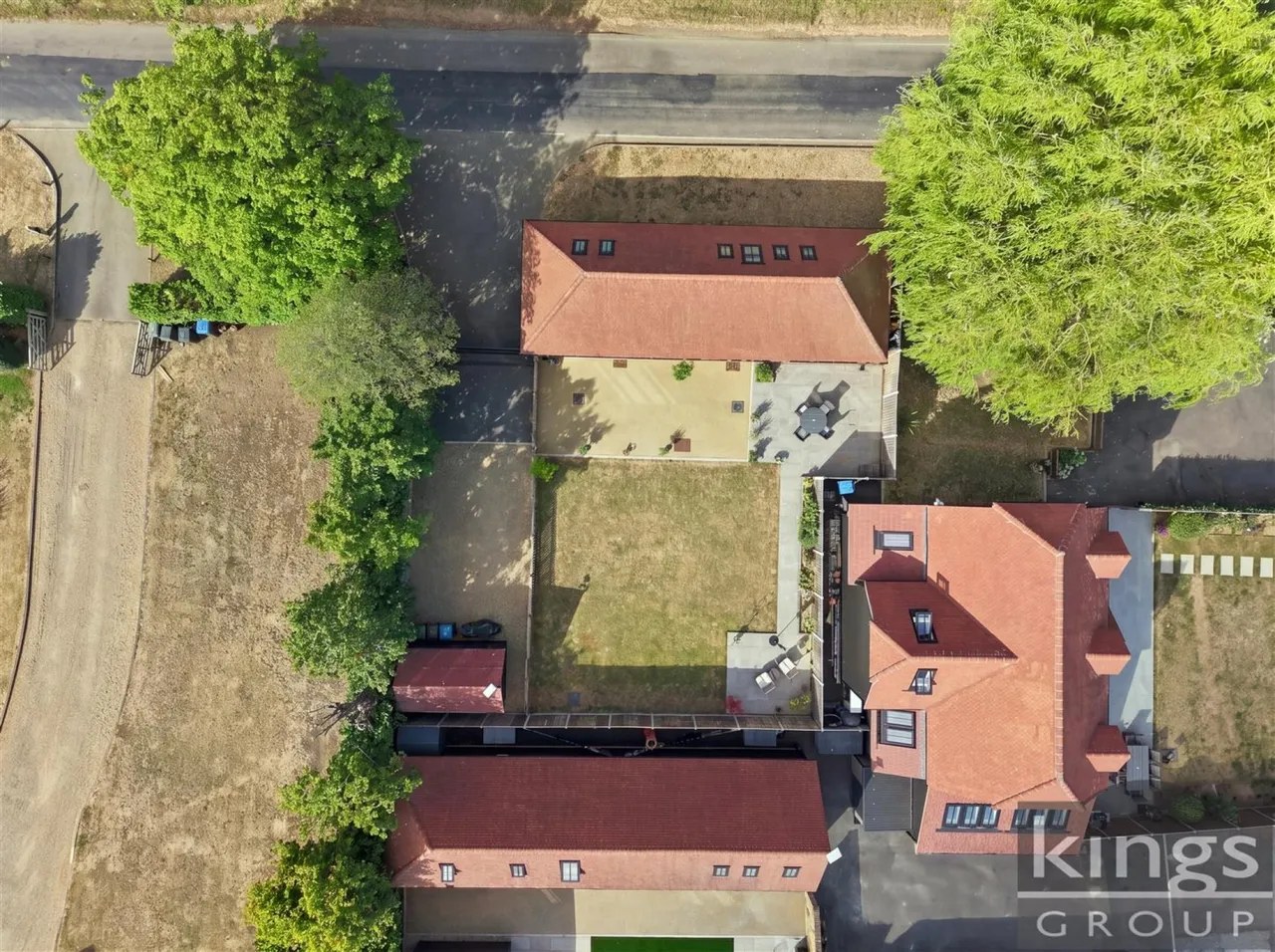 Threshers Bush, Harlow, photo 23