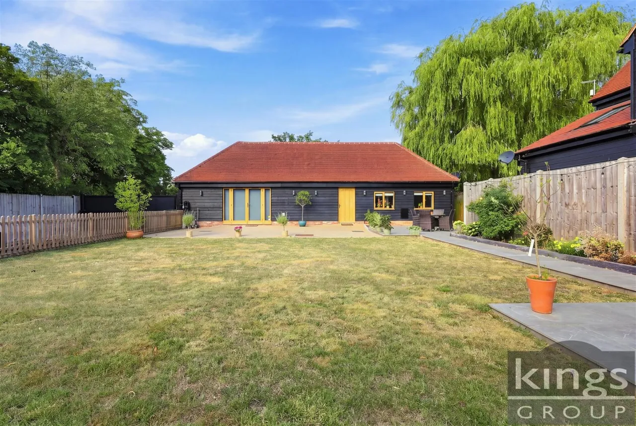 Threshers Bush, Harlow, photo 21