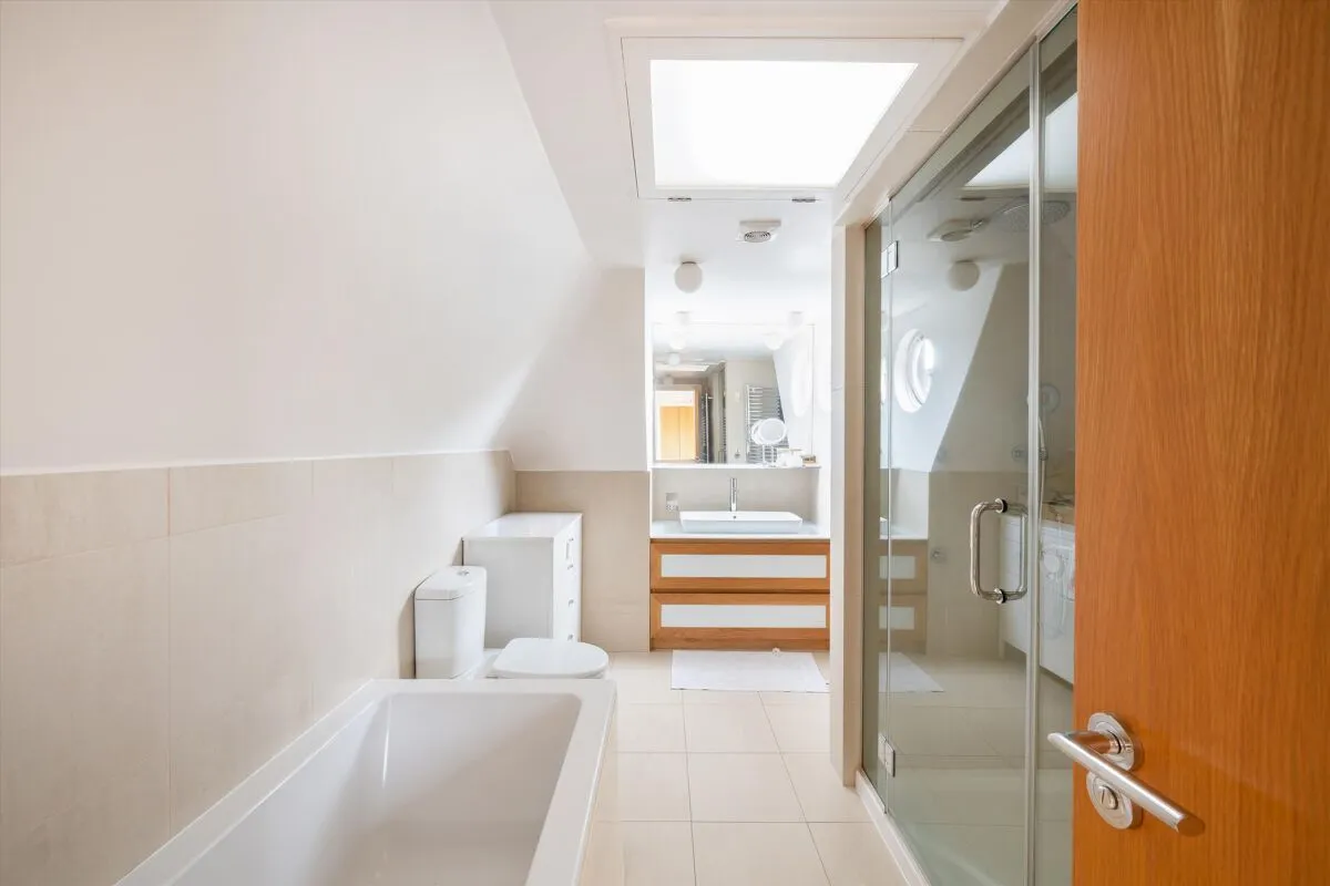Fitzjohns Avenue, London, NW3, photo 18