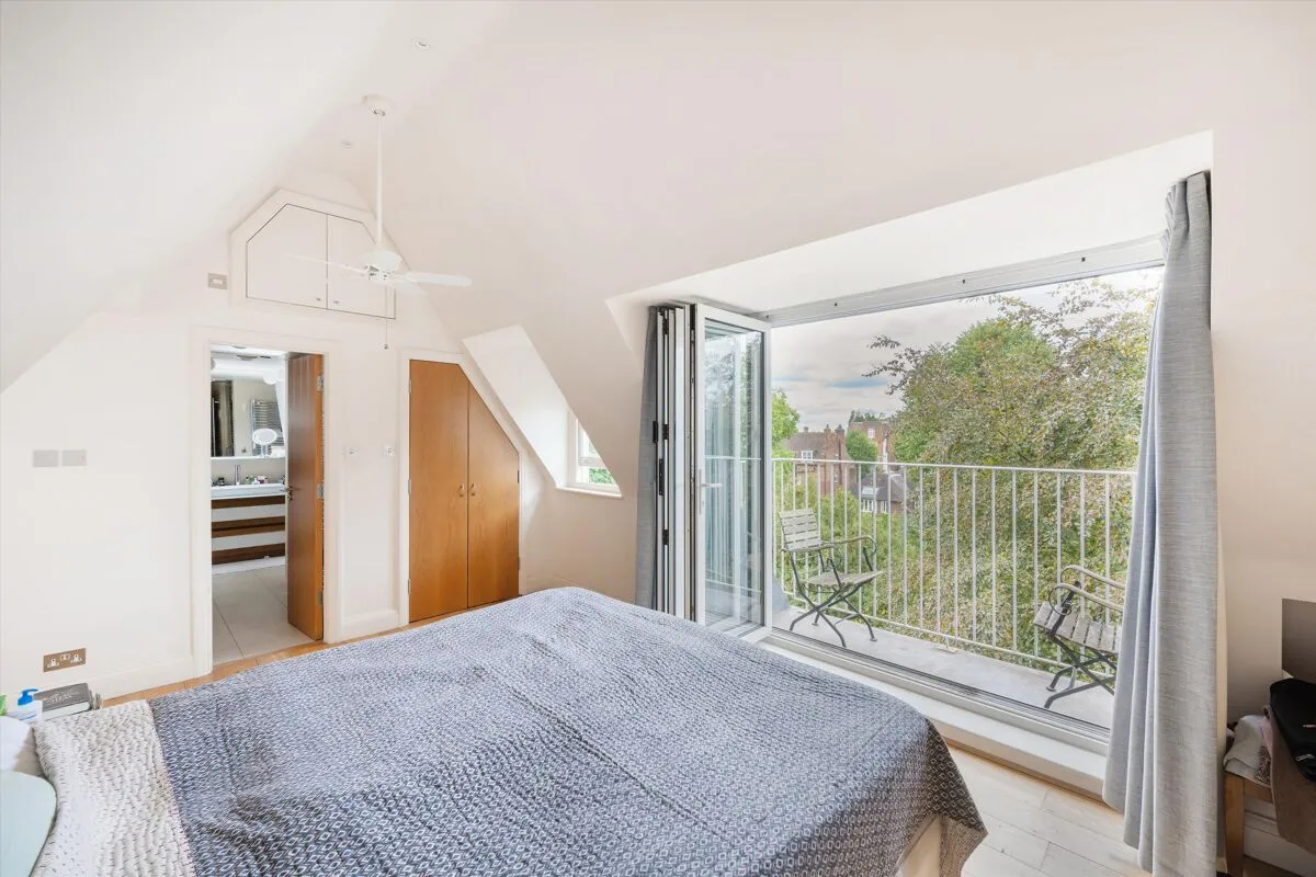 Fitzjohns Avenue, London, NW3, photo 11