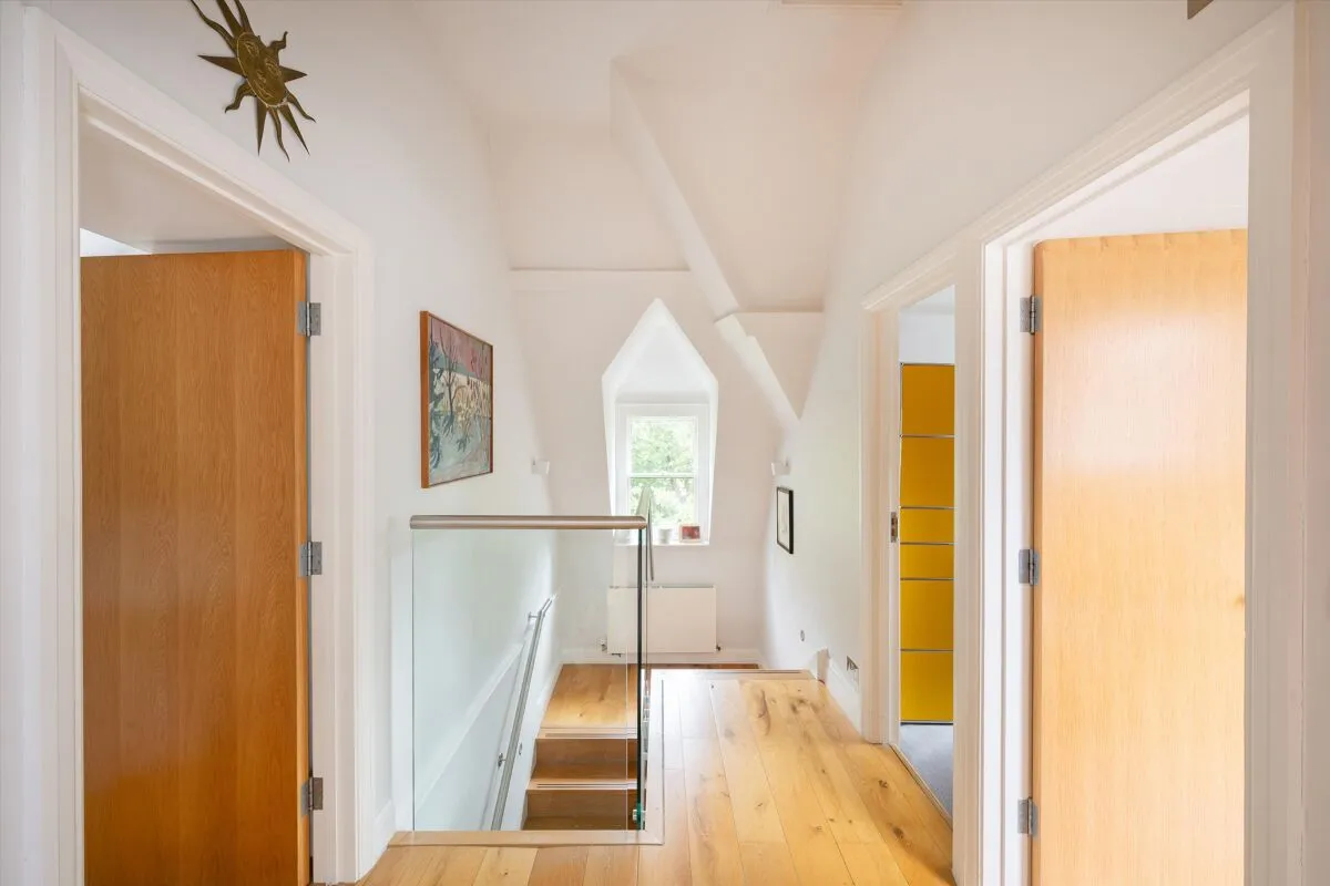 Fitzjohns Avenue, London, NW3, photo 15