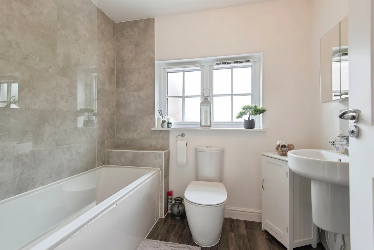 Armstrong Road, Luton, LU2, photo 13