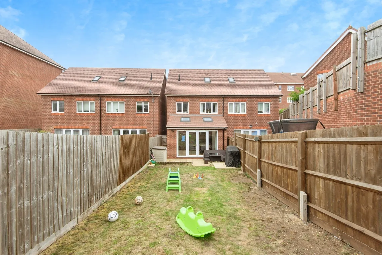 Armstrong Road, Luton, LU2, photo 14