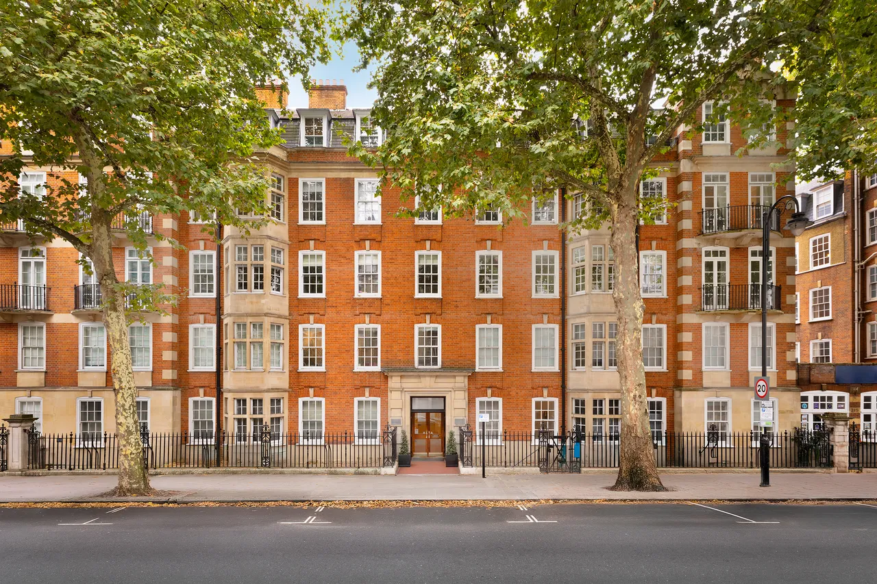 3 bed flat for sale, Old Brompton Road, South Kensington, SW5