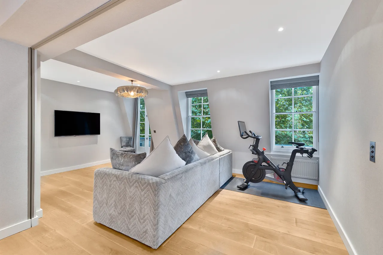 Old Brompton Road, South Kensington, SW5, photo 3