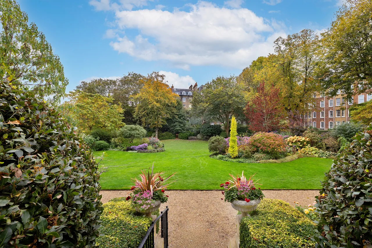 Old Brompton Road, South Kensington, SW5, photo 2