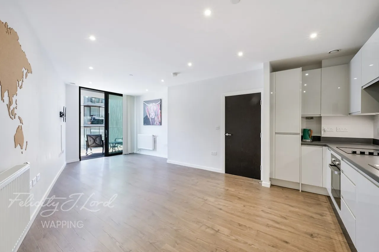 Bridle Mews, London, photo 11