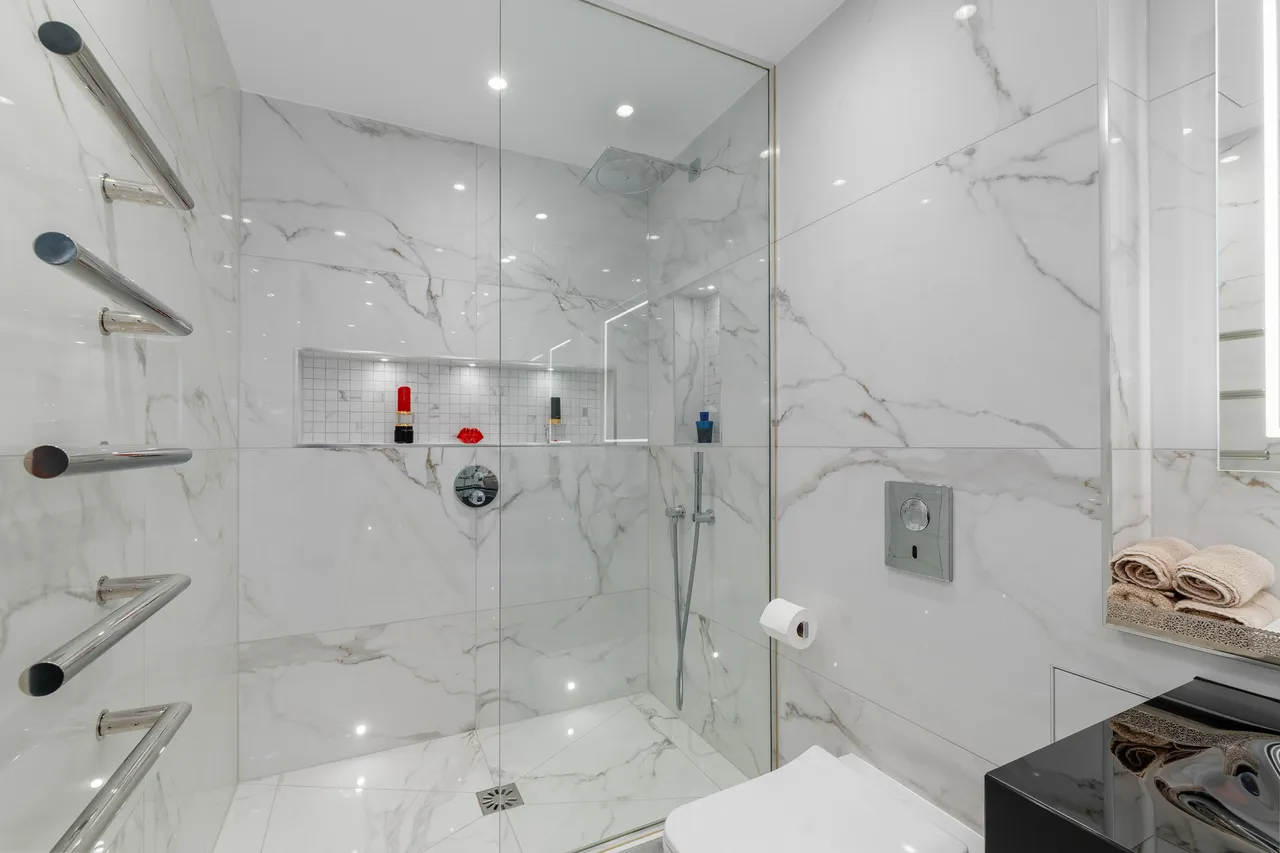 Fairmont Avenue, London, E14, photo 31