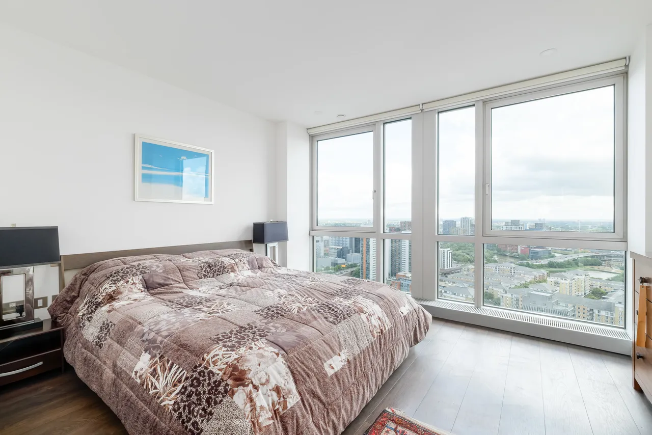 Fairmont Avenue, London, E14, photo 28