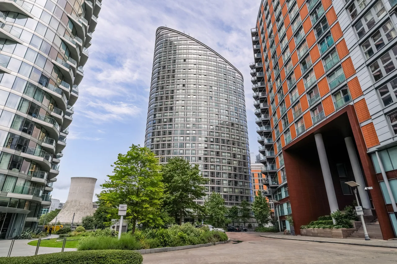 Fairmont Avenue, London, E14, photo 43