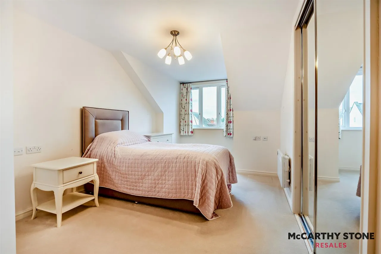 Avenue Road, Lymington, SO41, photo 5