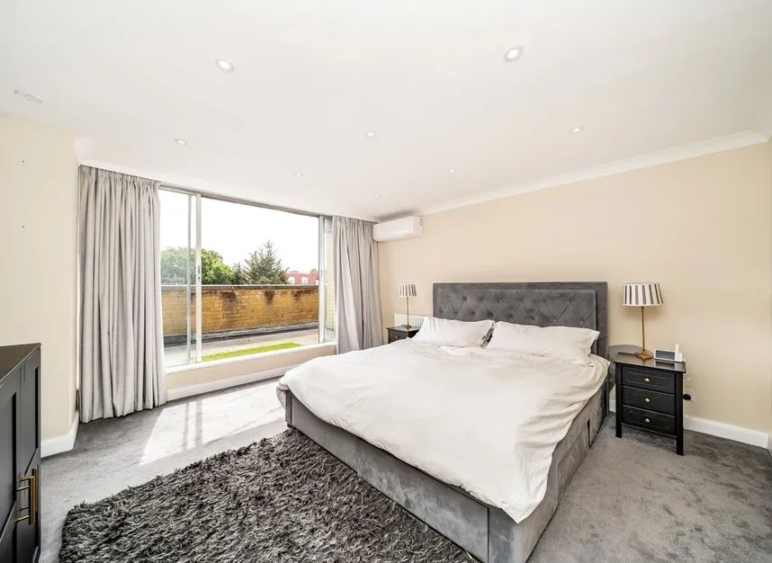 Ravenscroft Avenue, Golders Green, NW11, photo 5