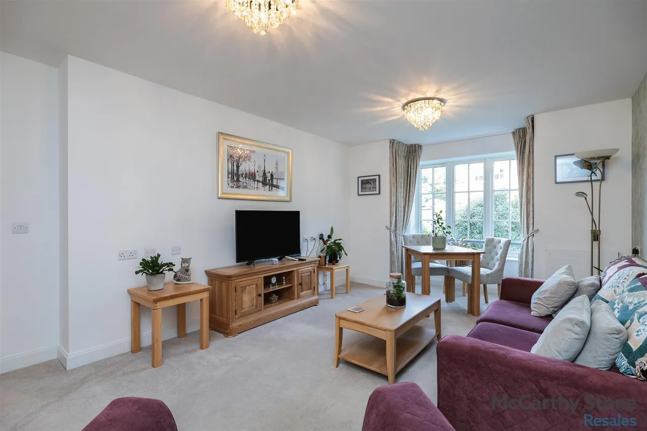 The Broadway, Amersham, HP7, photo 3