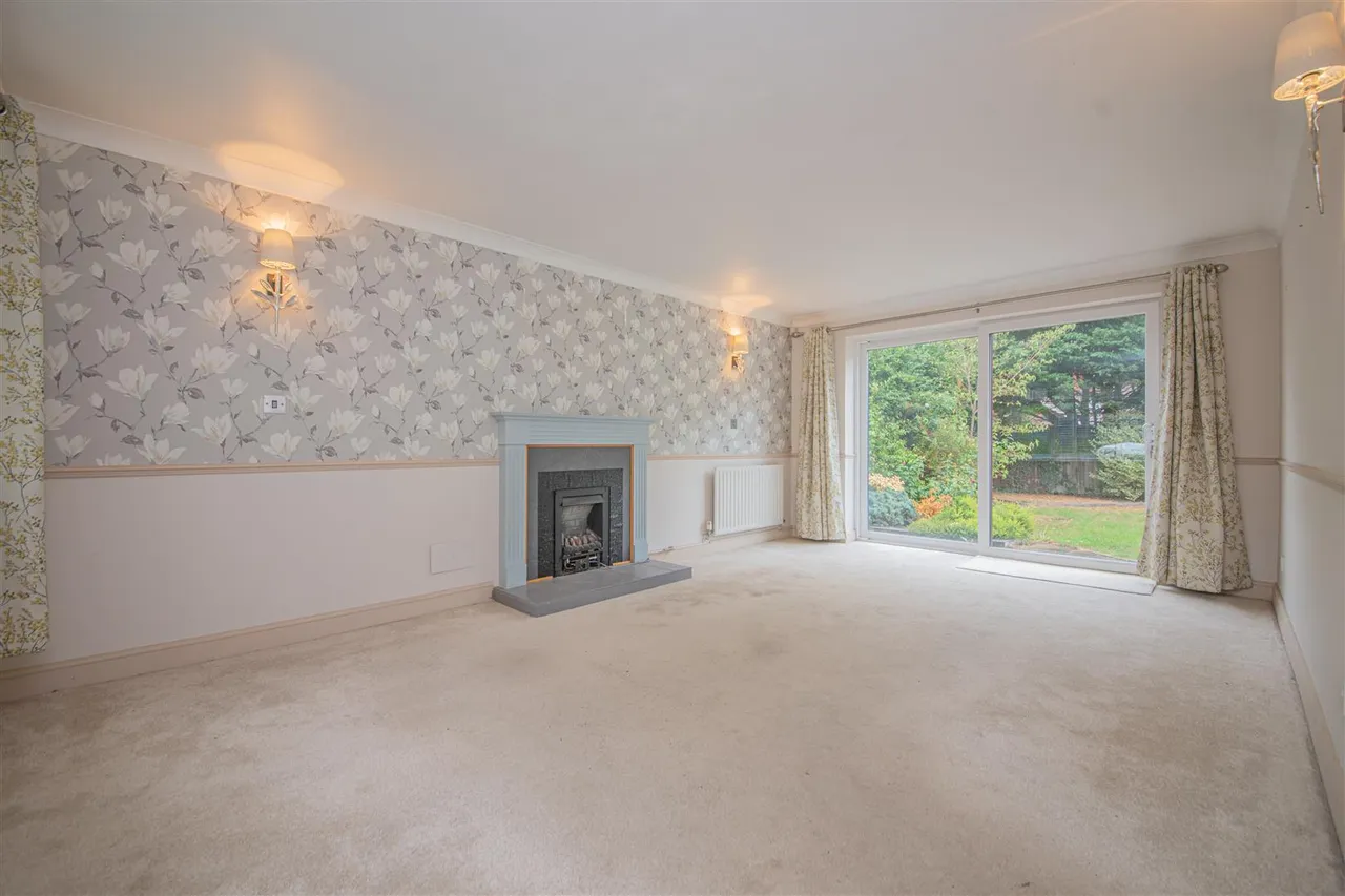 The Maples, Chandler's Ford, Eastleigh, SO53 1DZ, photo 2