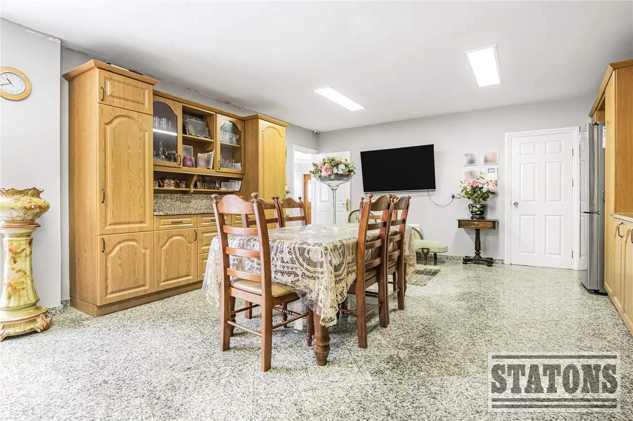 Greenbrook Avenue, Hadley Wood, EN4 0LS, photo 9
