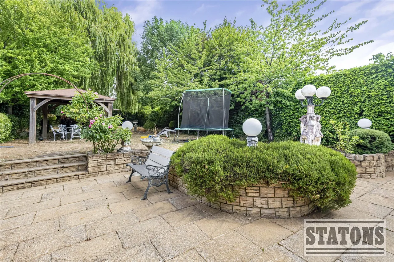 Greenbrook Avenue, Hadley Wood, EN4 0LS, photo 19