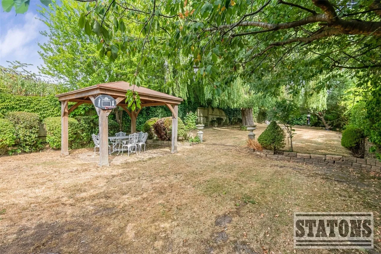 Greenbrook Avenue, Hadley Wood, EN4 0LS, photo 21