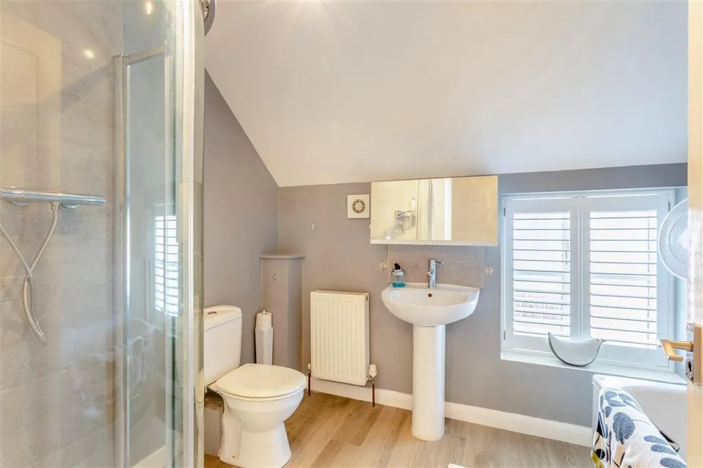 Wisbech Road, Thorney, PE6, photo 13
