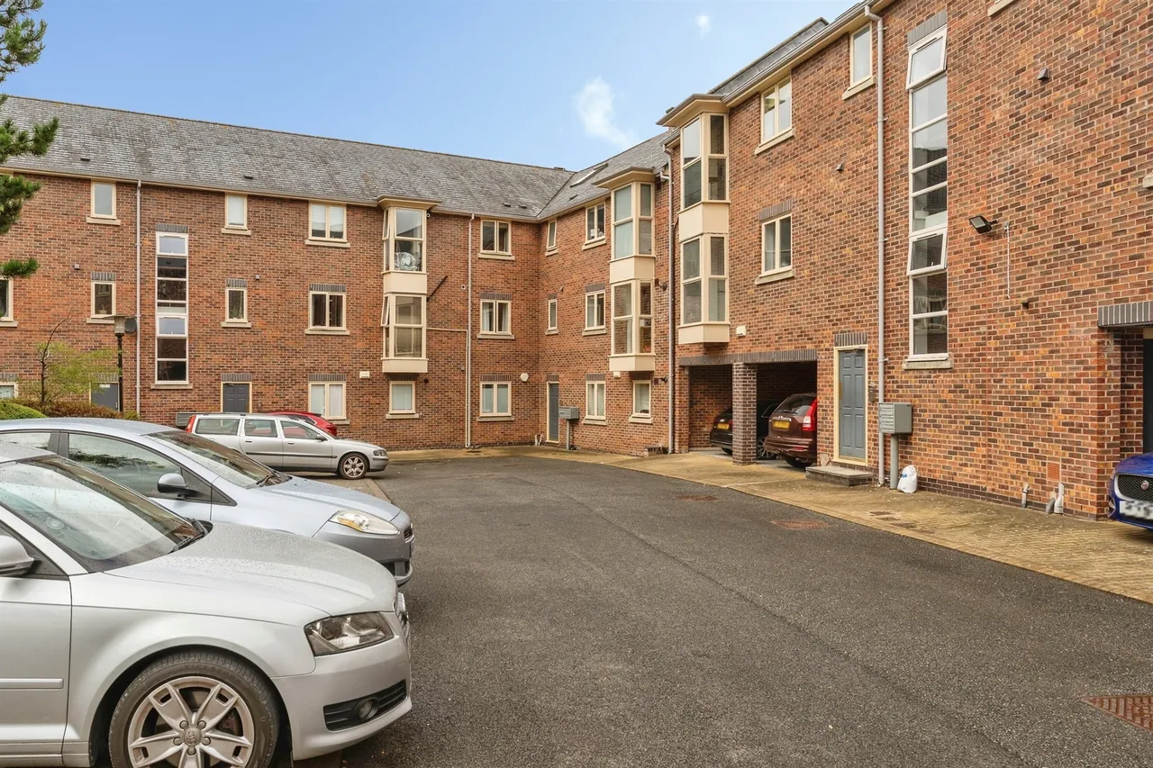 Waters Edge, Chester, CH1, photo 2