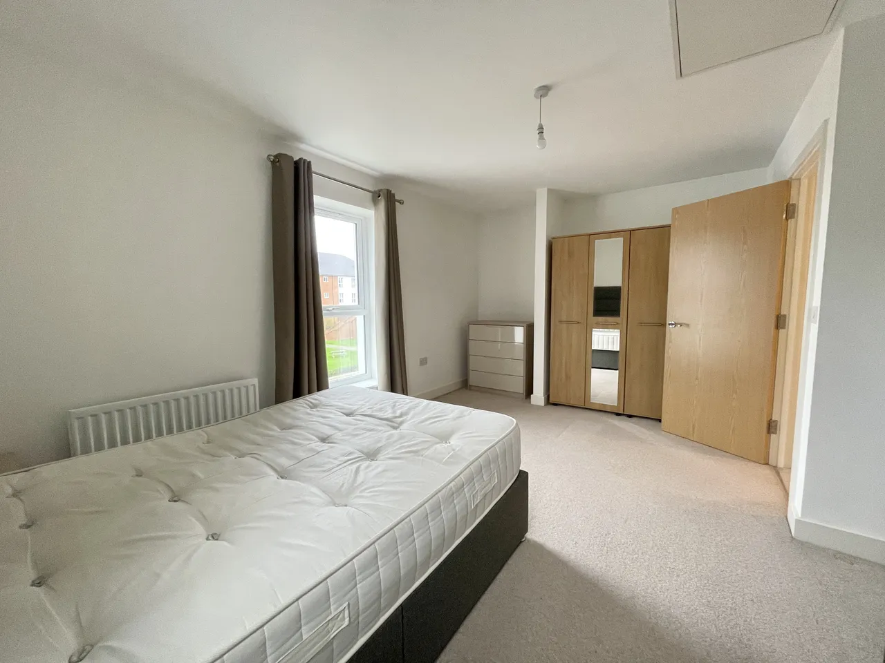 Clay Vale, RH12, photo 8