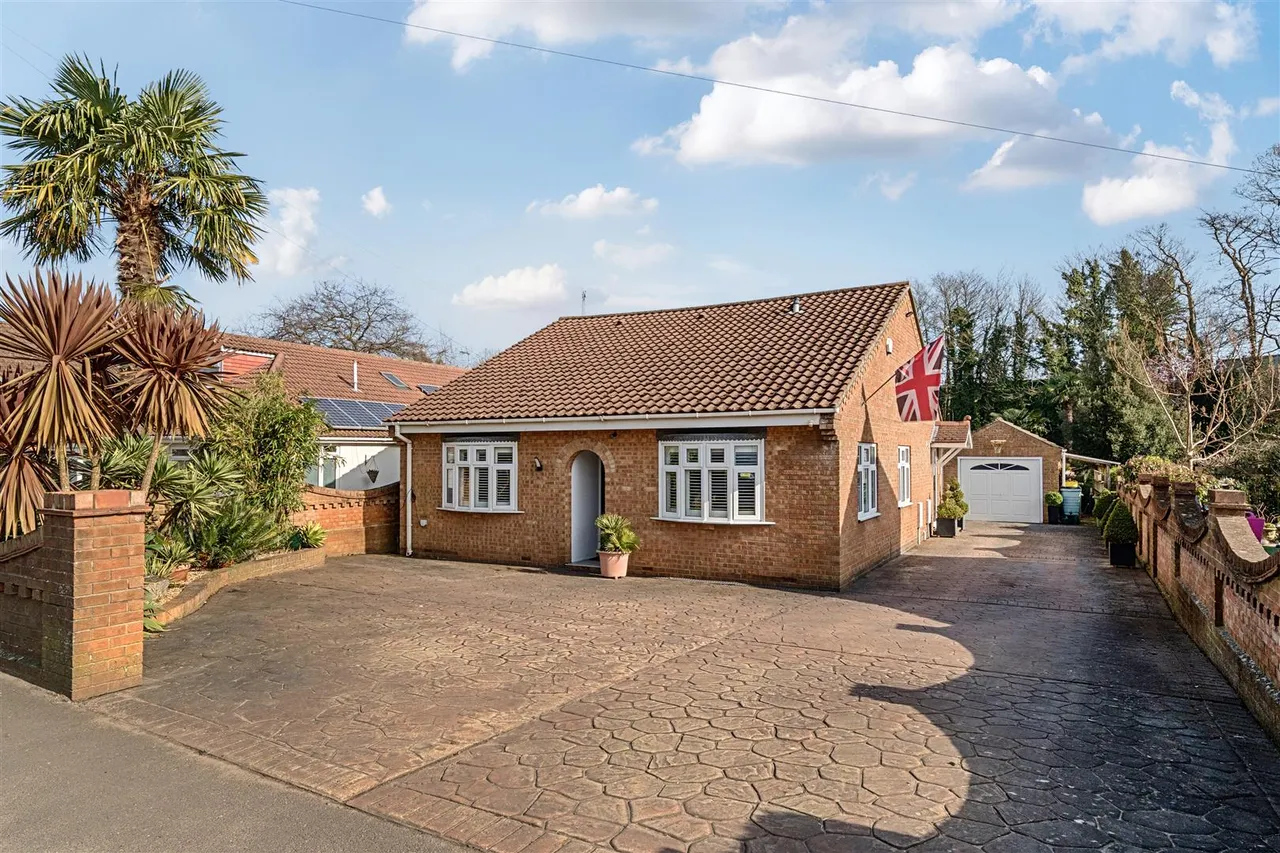 4 bed house for sale — Gudge Heath Lane, Fareham