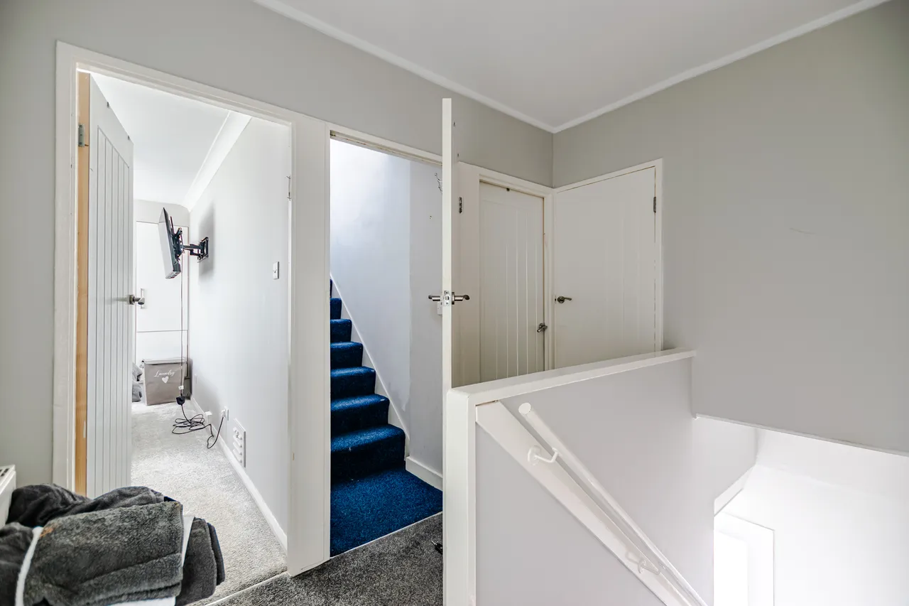 Lingfield Drive, Moortown, LS17, photo 15