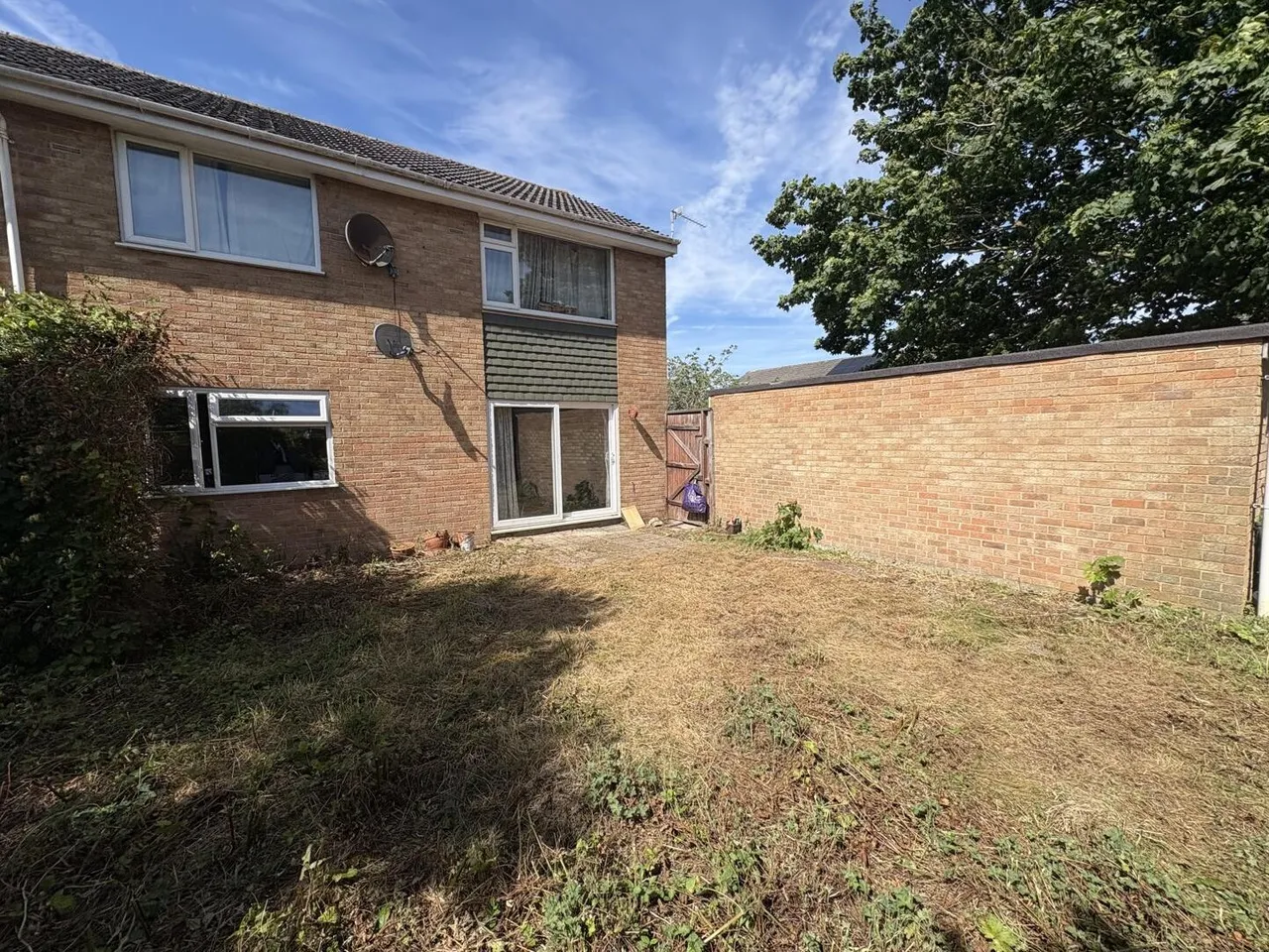 2 bed flat for sale — Pine Tree Close, Bridgwater TA6 4EQ