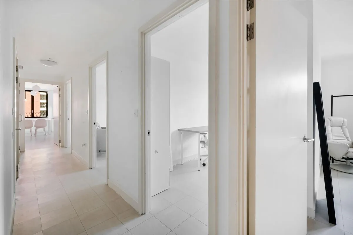 York Way, London, N1C, photo 13